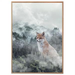 Plakat med ræv som motiv der befinder sig i en skov